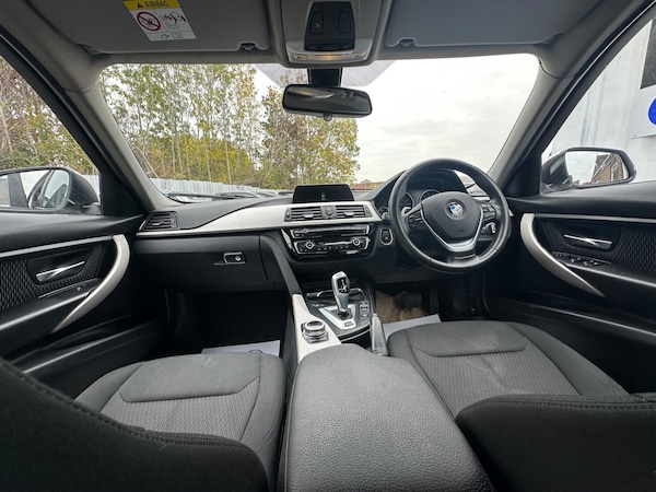 Used BMW 3 Series 2018 for sale - 76309792: Photo 26