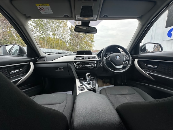 Used BMW 3 Series 2018 for sale - 76309792: Photo 27