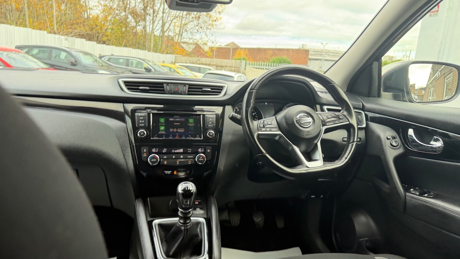 Used Nissan Qashqai 2017 for sale - 76571306: Photo 15