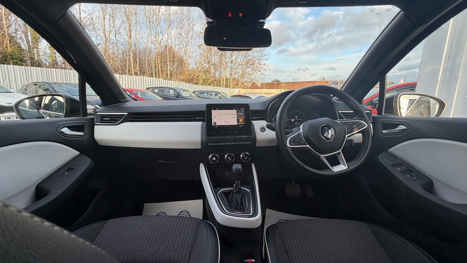 Used Renault Clio 2022 for sale - 76630464: Photo 28