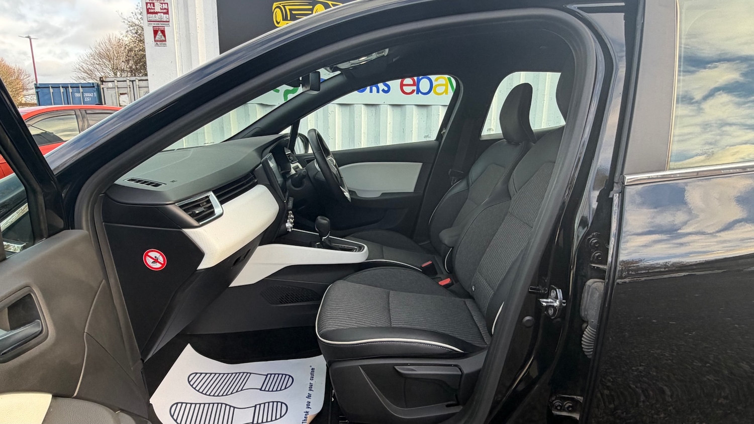 Used Renault Clio 2022 for sale - 76630464: Photo 29