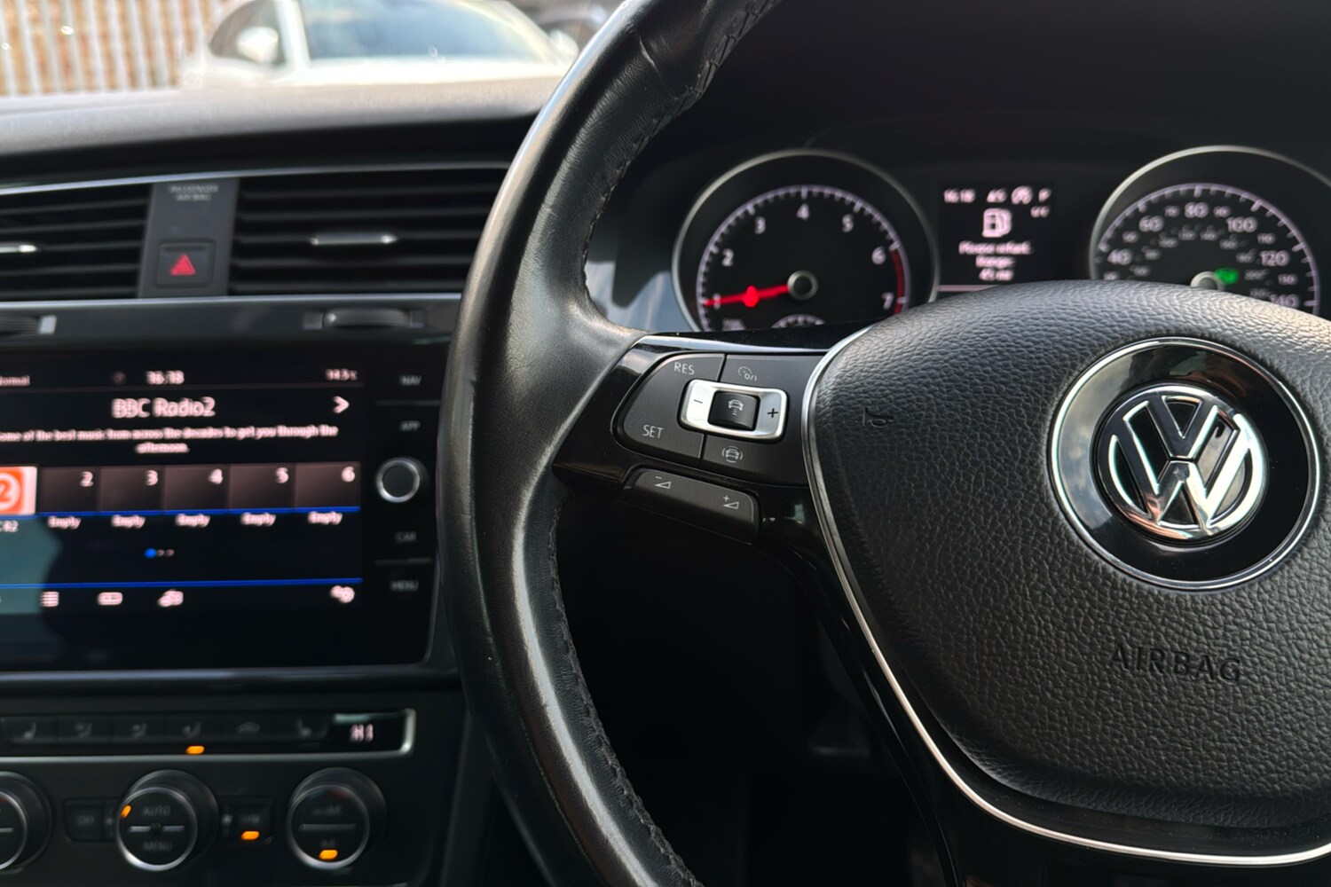 Used Volkswagen Golf 2019 for sale - 76248924: Photo 17