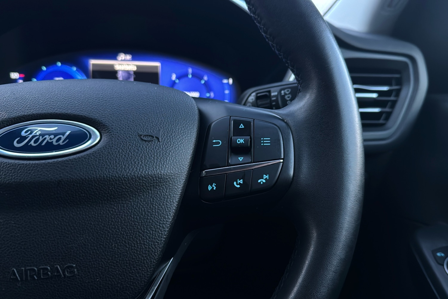 Used Ford Kuga 2022 for sale - 76624832: Photo 18