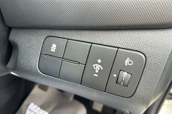 Used Hyundai i10 2019 for sale - 76193723: Photo 31