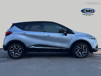 Used Renault Captur 2017 for sale - 77663100: Photo