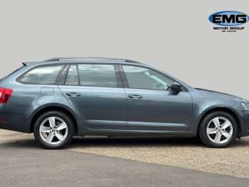 Used Skoda Octavia 2019 for sale - 74780400: Photo