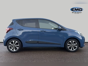 Used Hyundai i10 2018 for sale - 76310475: Photo