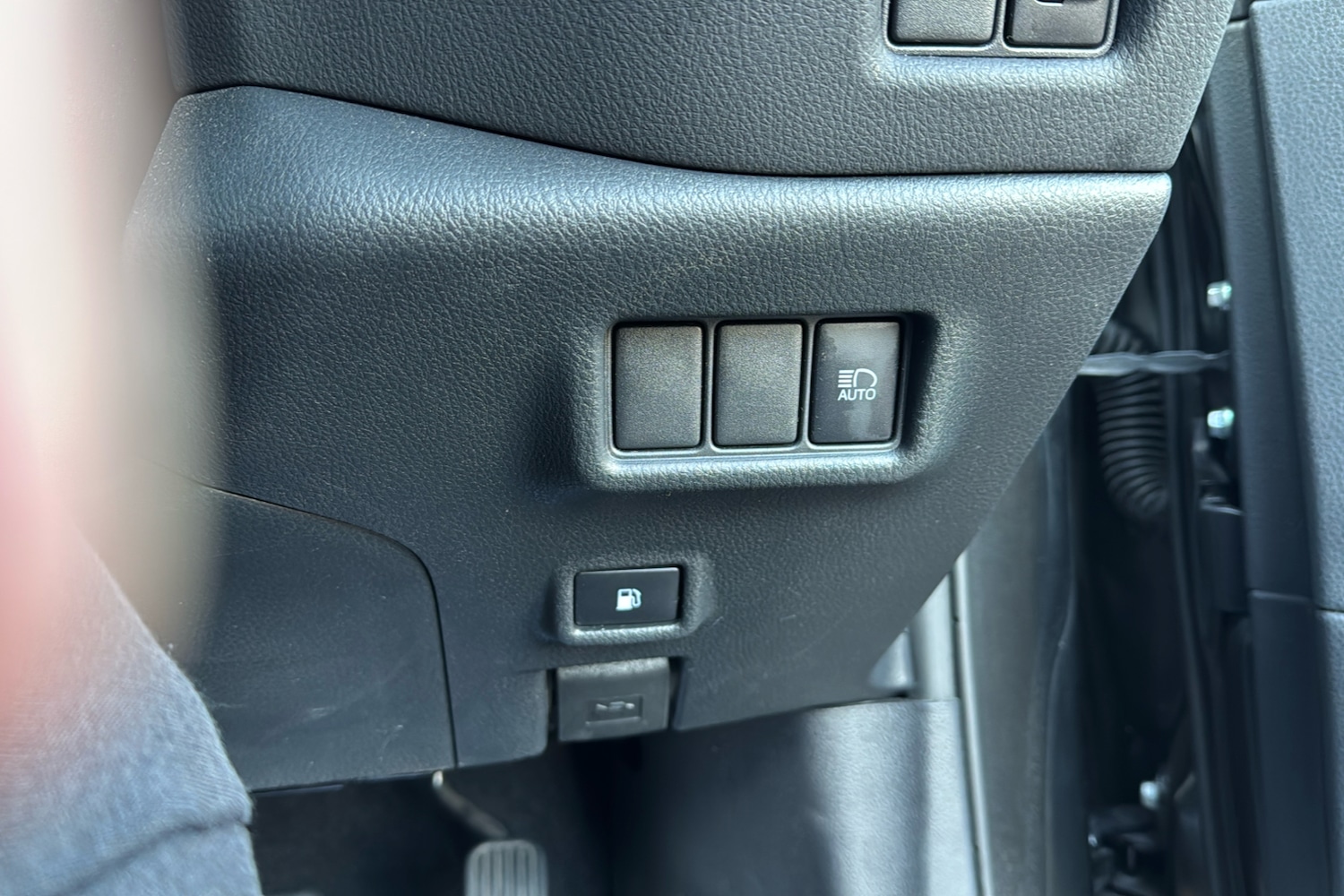 Used Toyota C-HR 2022 for sale - 76576383: Photo 27