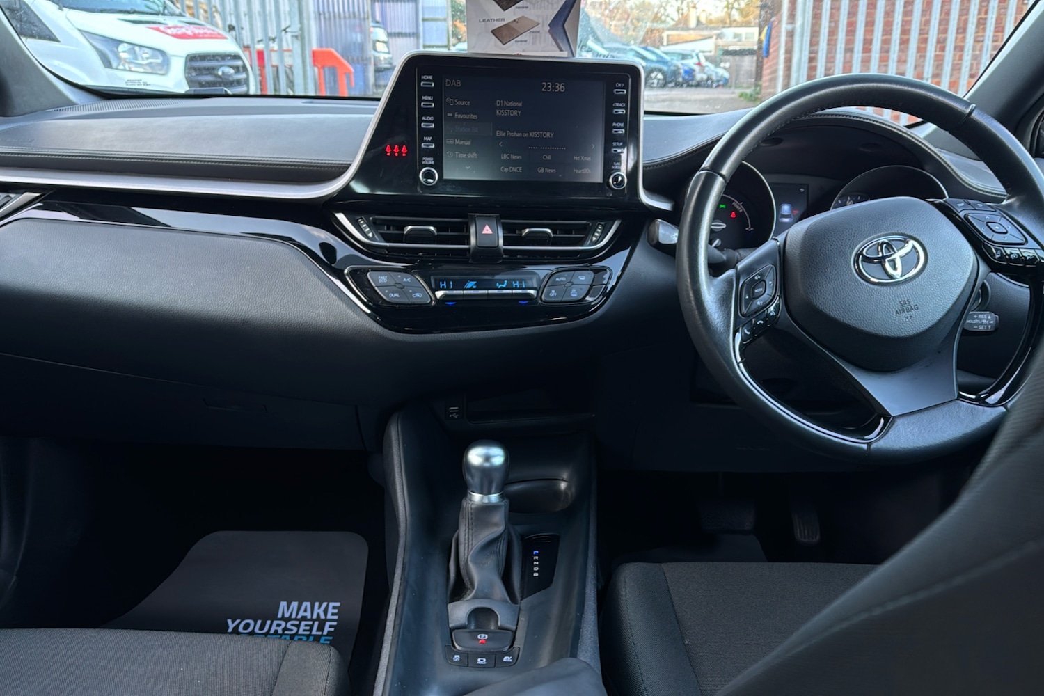 Used Toyota C-HR 2022 for sale - 76576383: Photo 9