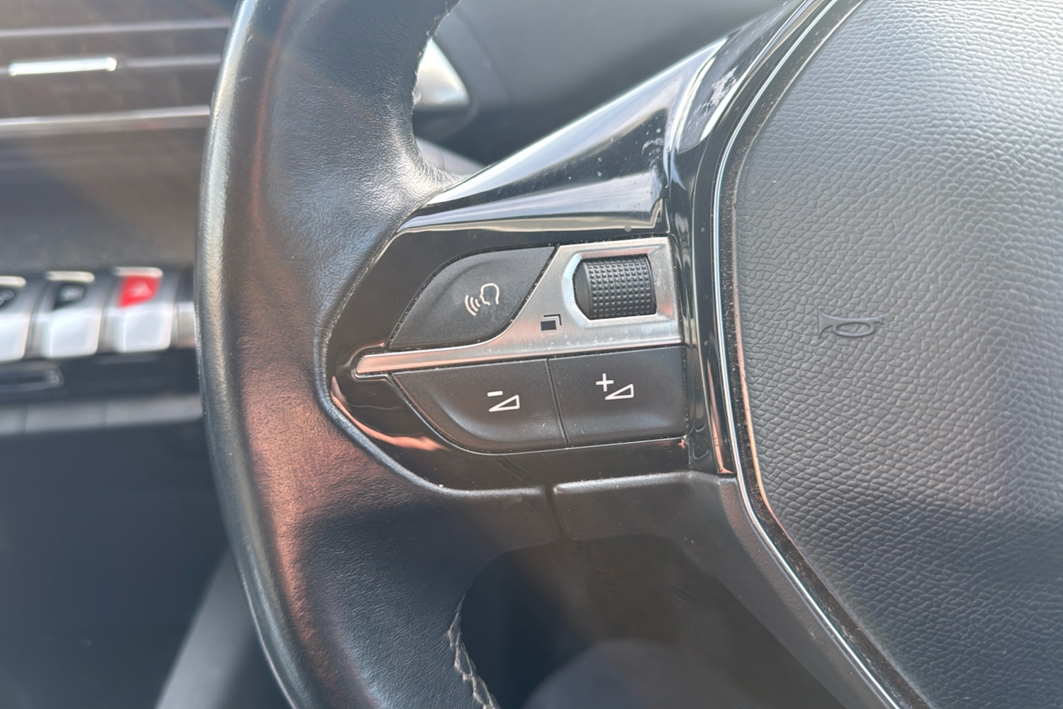 Used Peugeot 3008 2020 for sale - 77123870: Photo 17