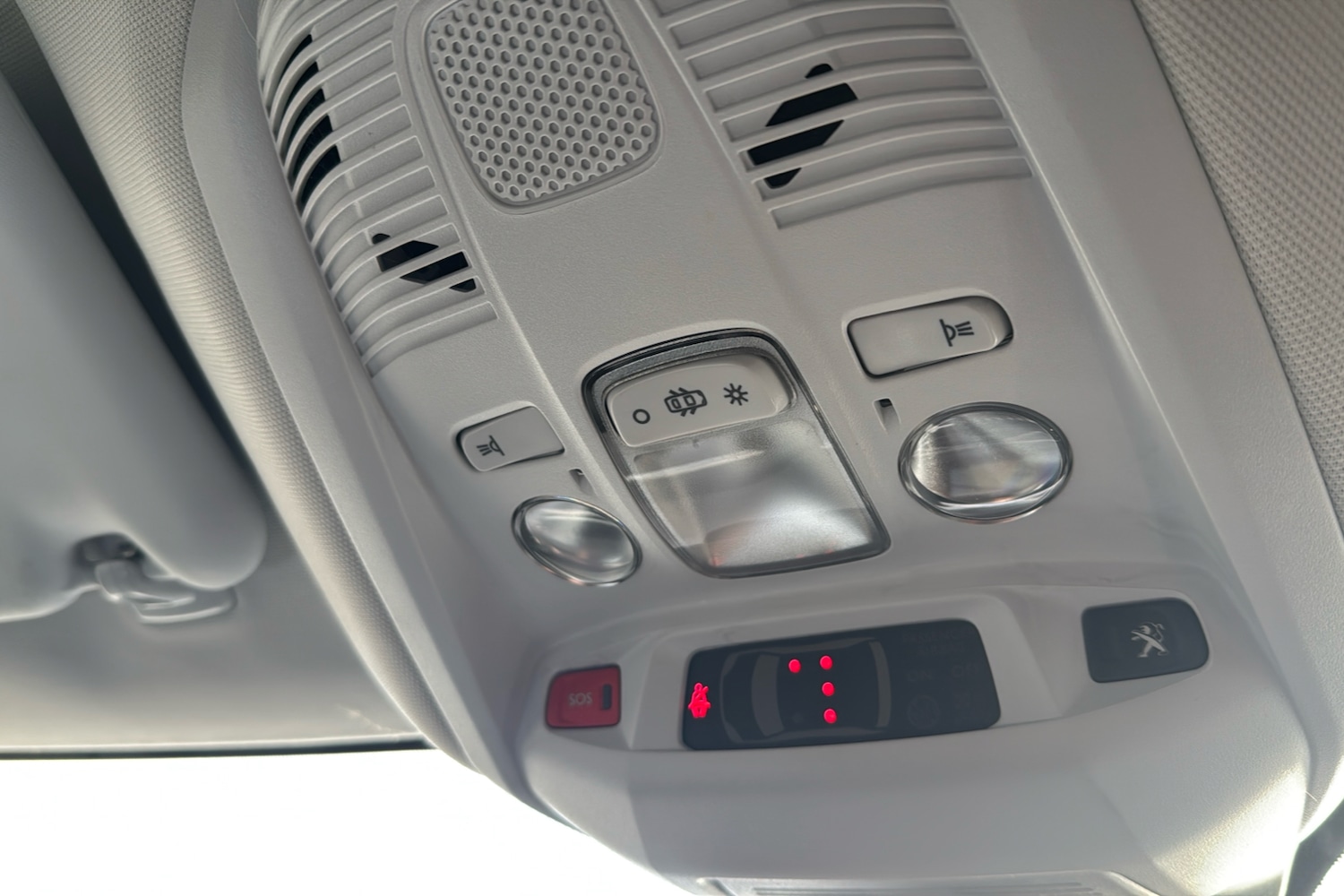 Used Peugeot 3008 2020 for sale - 77123870: Photo 27