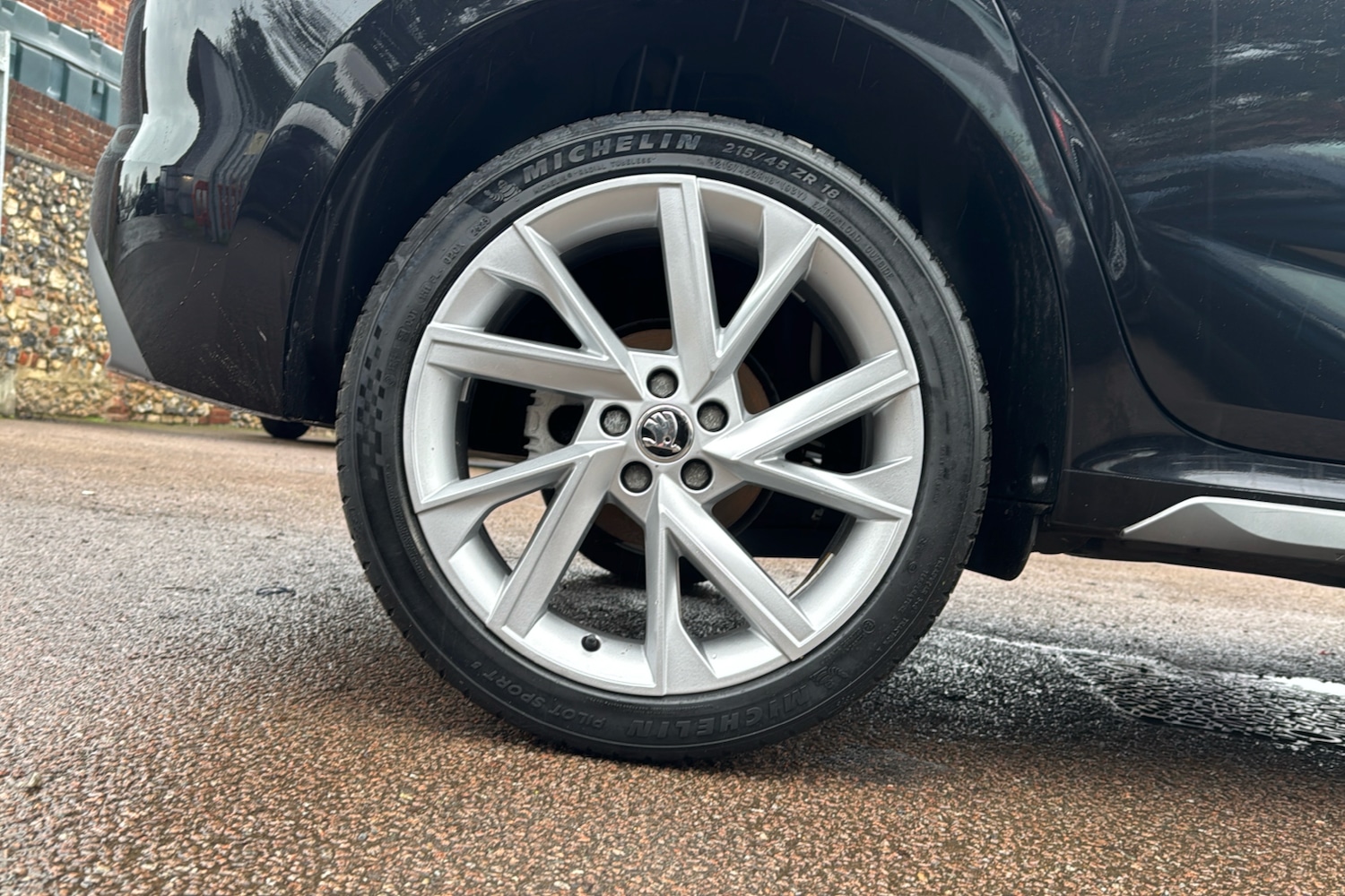 Used Skoda Kamiq 2023 for sale - 76718653: Photo 8