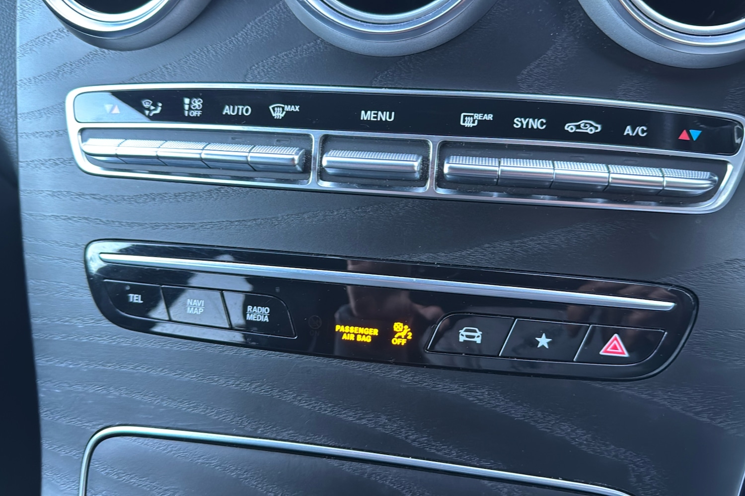 Used Mercedes-Benz GLC 2021 for sale - 76669413: Photo 16