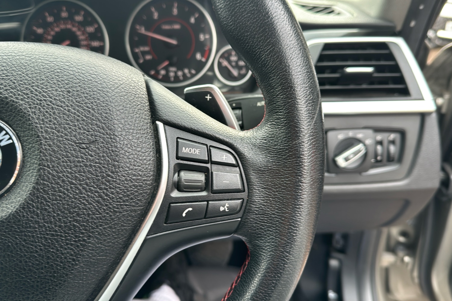 Used BMW 3 Series 2018 for sale - 76718647: Photo 18