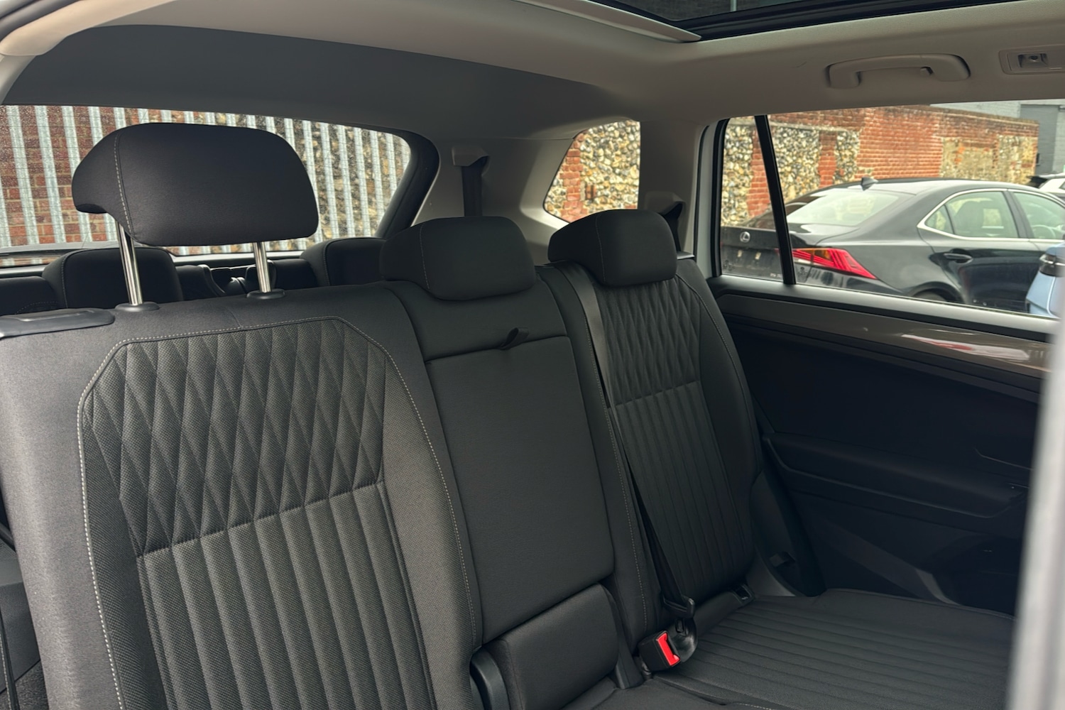 Used Volkswagen Tiguan Allspace 2024 for sale - 77561141: Photo 12