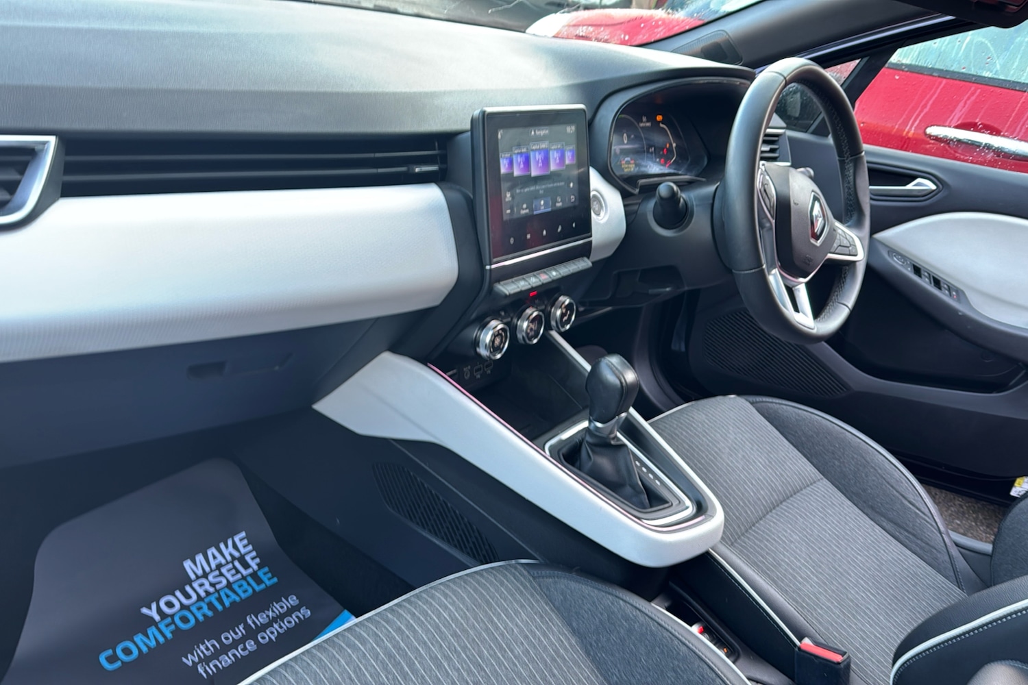 Used Renault Clio 2022 for sale - 76488275: Photo 11