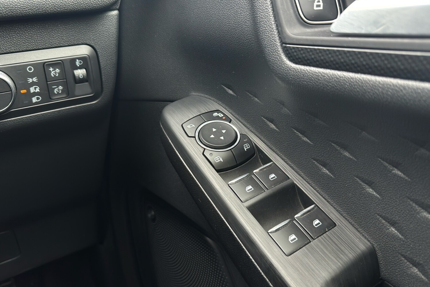 Used Ford Kuga 2020 for sale - 75993612: Photo 37