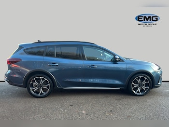 Used Ford Focus 2023 for sale - 76611005: Photo