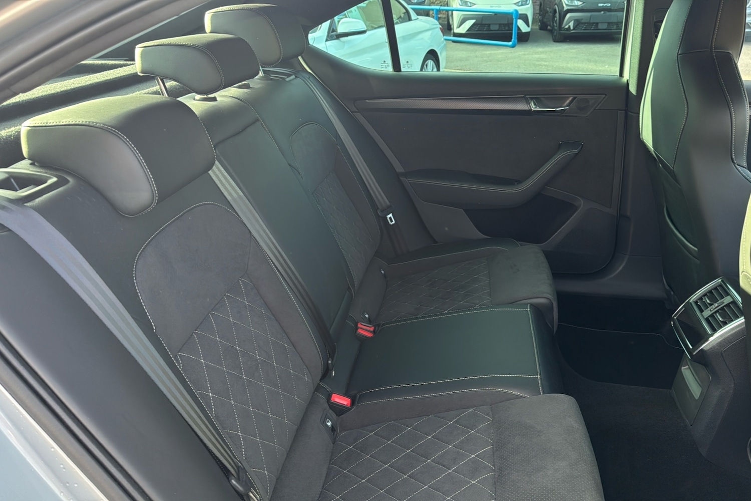 Used Skoda Superb 2024 for sale - 76248918: Photo 12