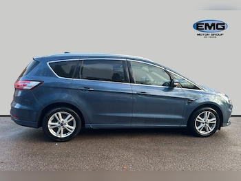 Used Ford S-Max 2022 for sale - 77076899: Photo