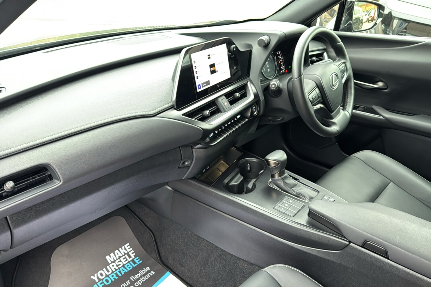 Used Lexus UX 2023 for sale - 76230262: Photo 11