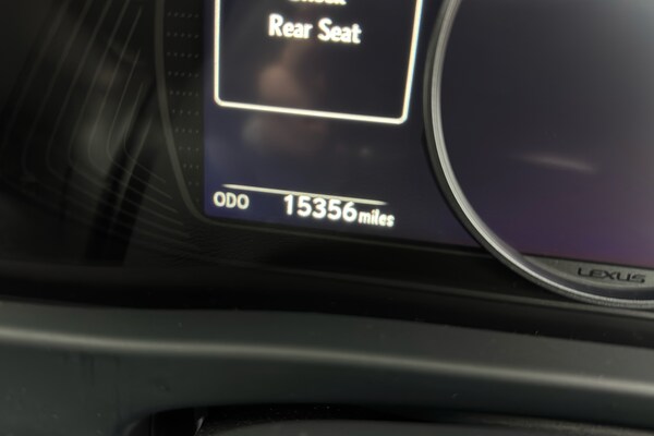 Used Lexus UX 2023 for sale - 76230262: Photo 15