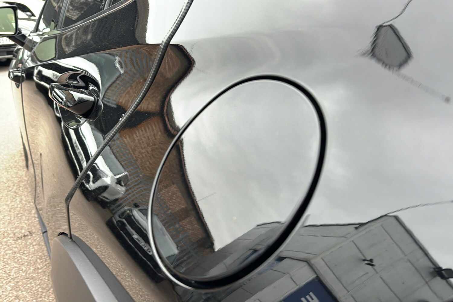 Used Lexus UX 2023 for sale - 76230262: Photo 28