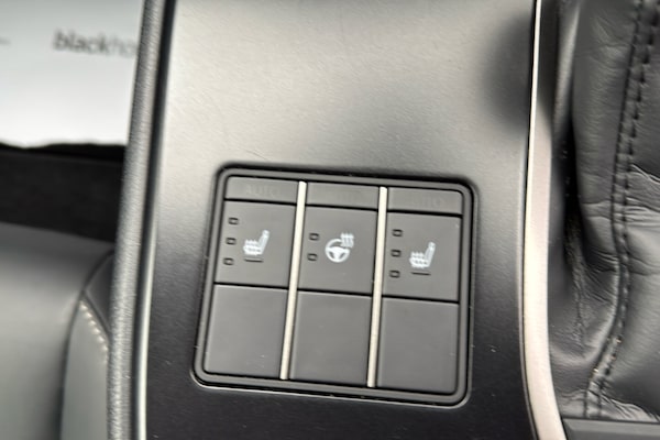 Used Lexus UX 2023 for sale - 76230262: Photo 37
