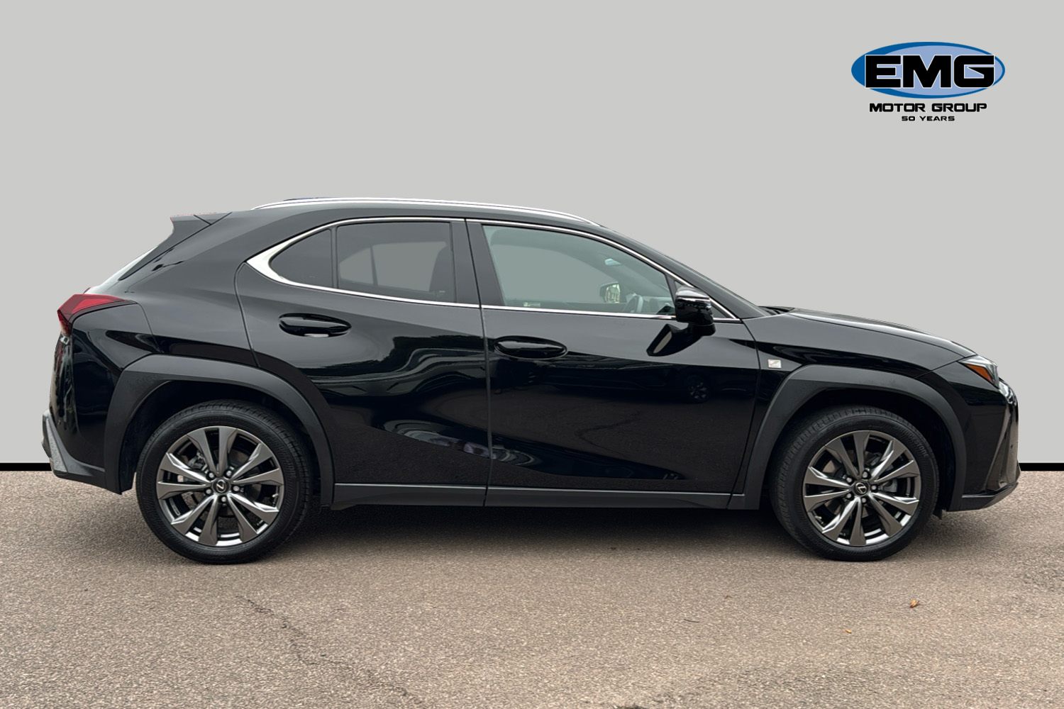 Used Lexus UX 2023 for sale - 76230262: Photo 4