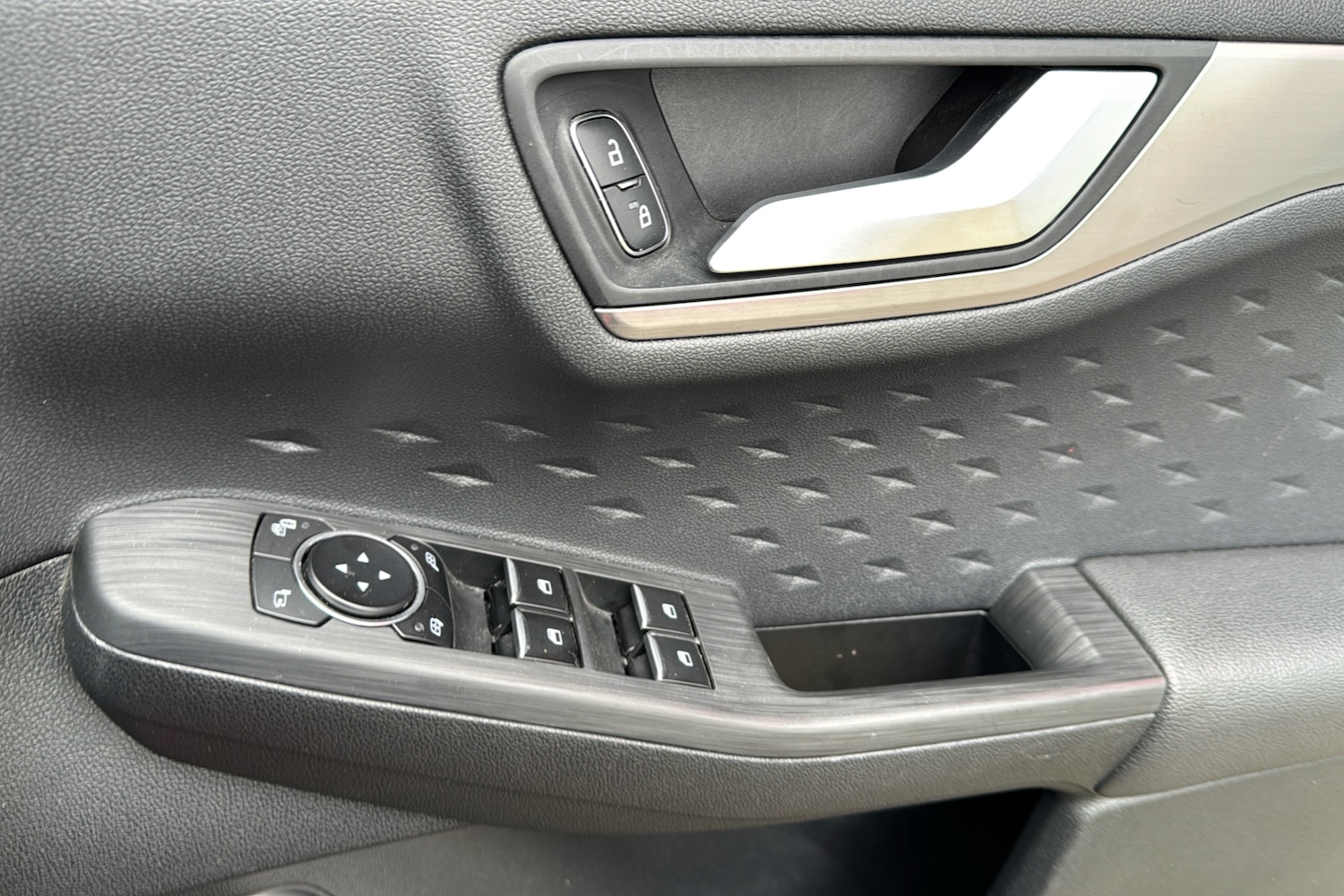 Used Ford Kuga 2020 for sale - 76316077: Photo 28