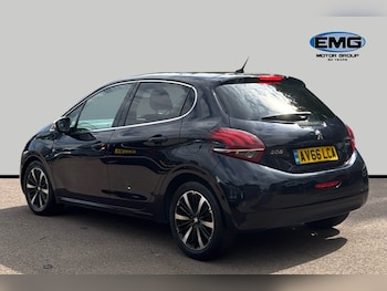Used Peugeot 208 2016 for sale - 79323724: Photo