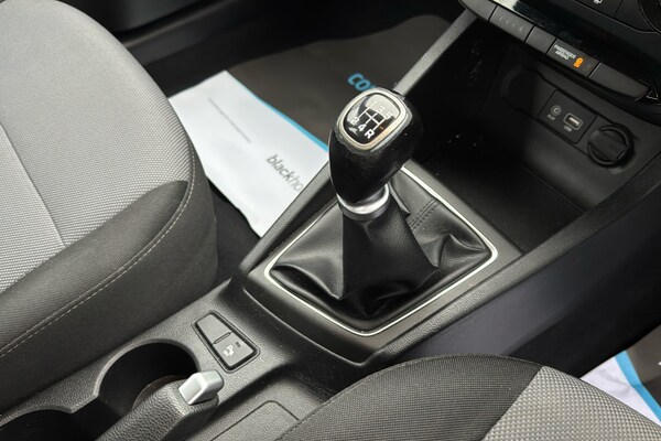 Used Hyundai i20 2017 for sale - 76257211: Photo 13