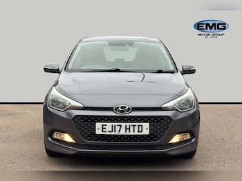 Used Hyundai i20 2017 for sale - 76257211: Photo 2