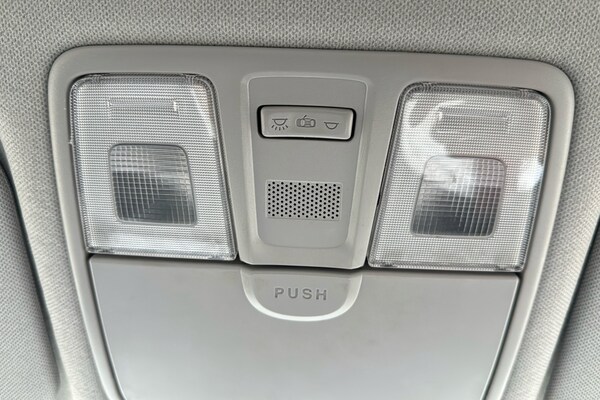 Used Hyundai i20 2017 for sale - 76257211: Photo 38