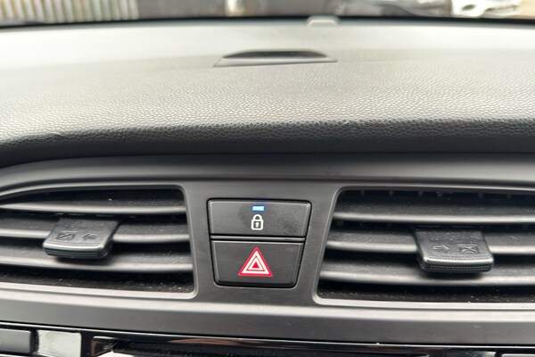 Used Hyundai i20 2017 for sale - 76257211: Photo 39