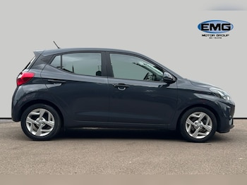 Used Hyundai i10 2023 for sale - 78321503: Photo