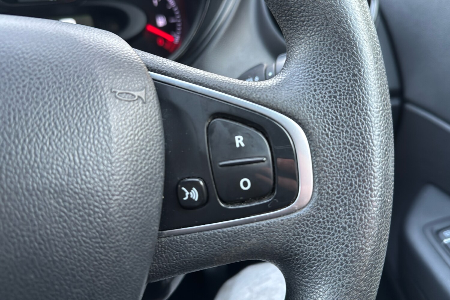 Used Renault Captur 2019 for sale - 76892900: Photo 18