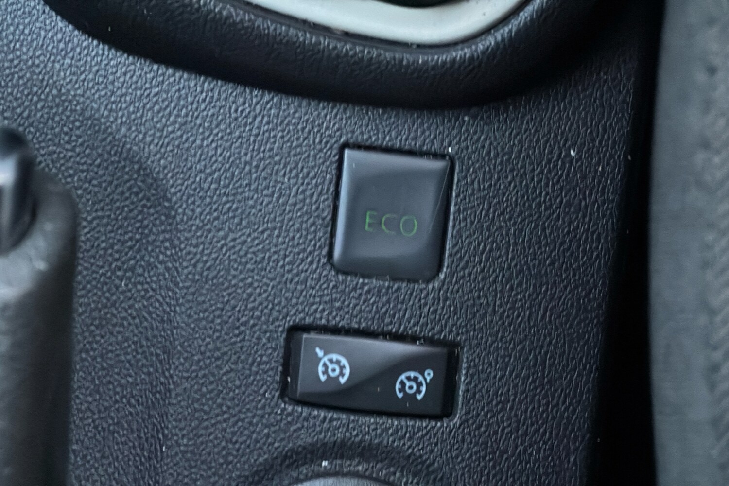 Used Renault Captur 2019 for sale - 76892900: Photo 22