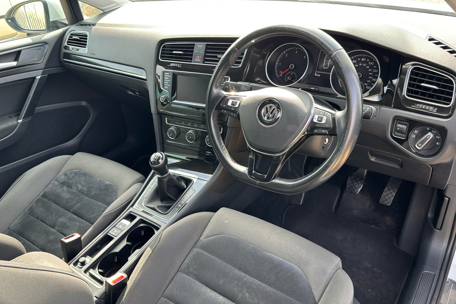Used Volkswagen Golf 2015 for sale - 76955376: Photo 10