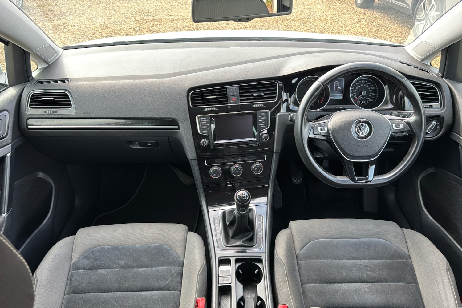 Used Volkswagen Golf 2015 for sale - 76955376: Photo 9