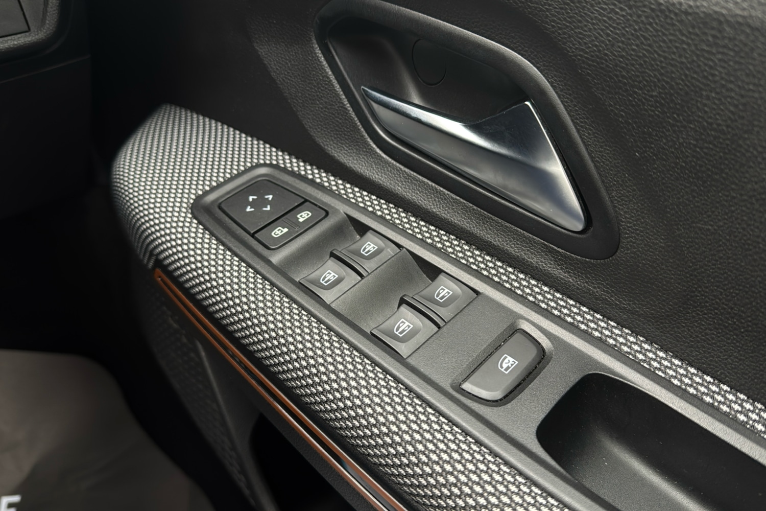 Used Dacia Sandero Stepway 2021 for sale - 76087700: Photo 33