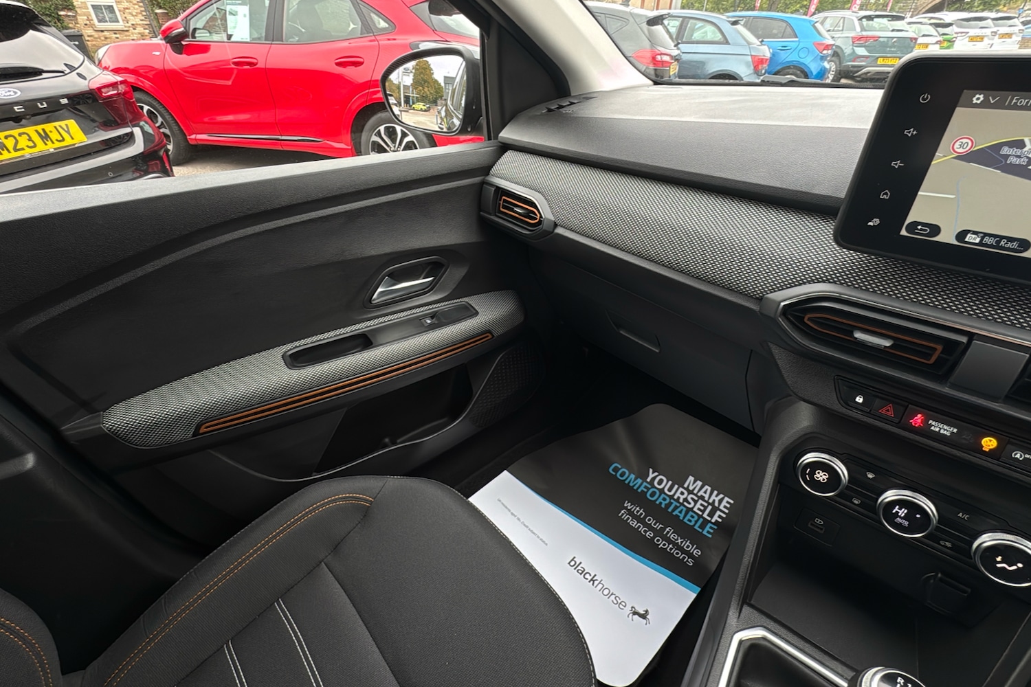 Used Dacia Sandero Stepway 2021 for sale - 76087700: Photo 37