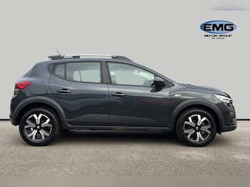 Used Dacia Sandero Stepway 2021 for sale - 76087700: Photo