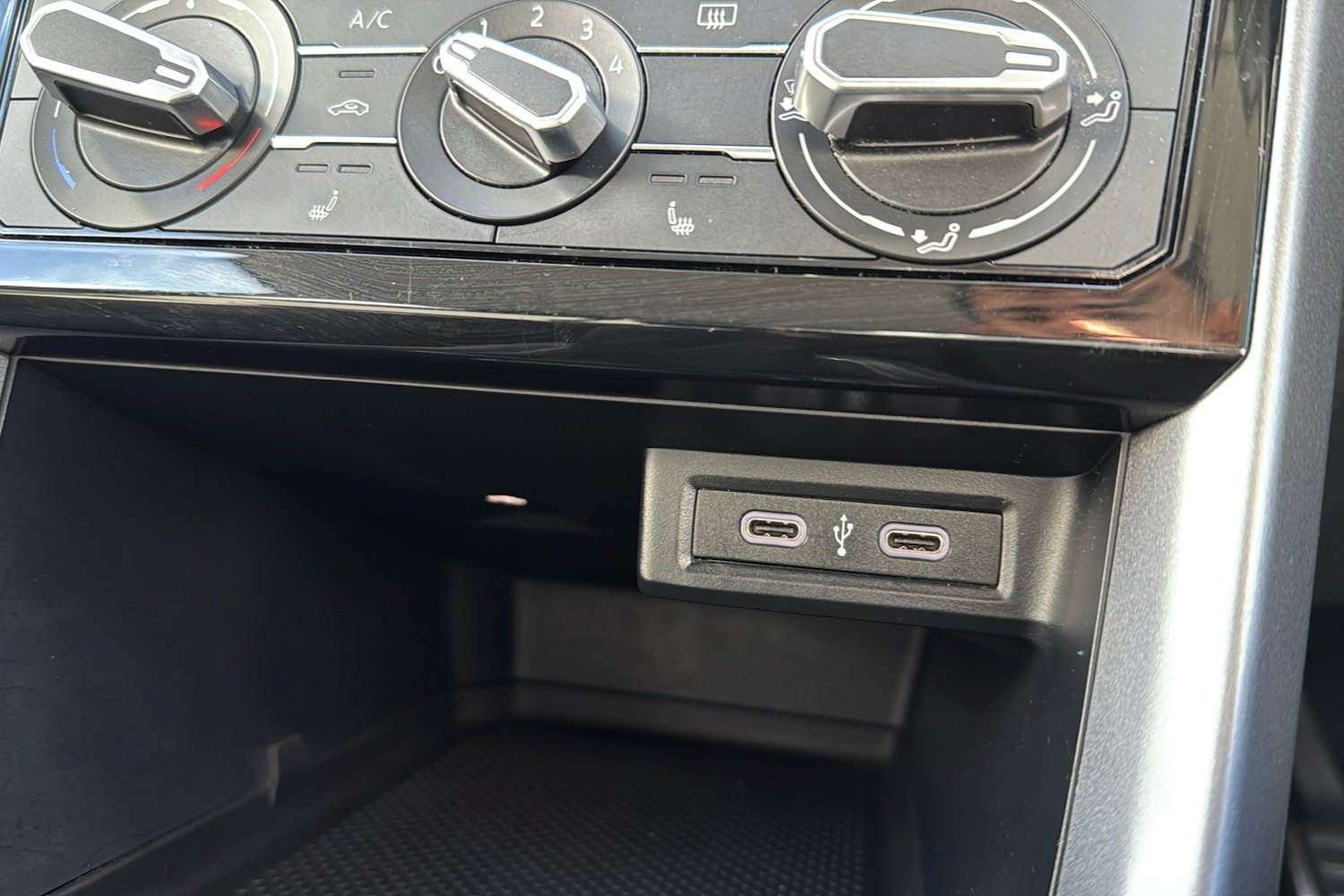 Used Volkswagen T-Cross 2021 for sale - 75752247: Photo 23
