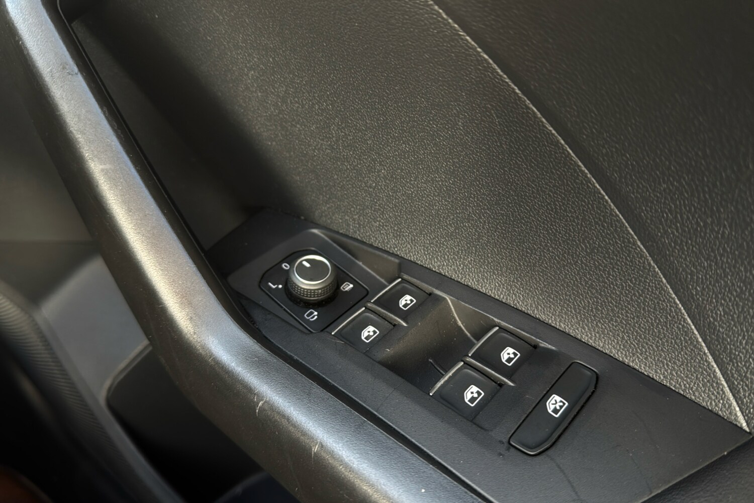 Used Volkswagen T-Cross 2021 for sale - 75752247: Photo 34