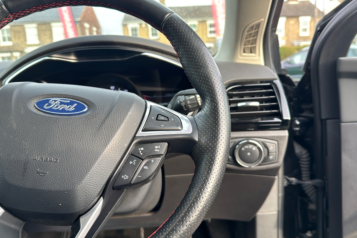 Used Ford Mondeo 2020 for sale - 76402972: Photo 18