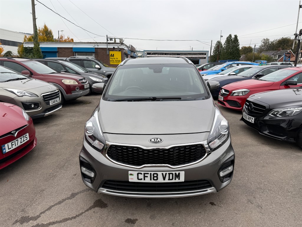 Used Kia Carens 2018 for sale - 76290116: Photo 2