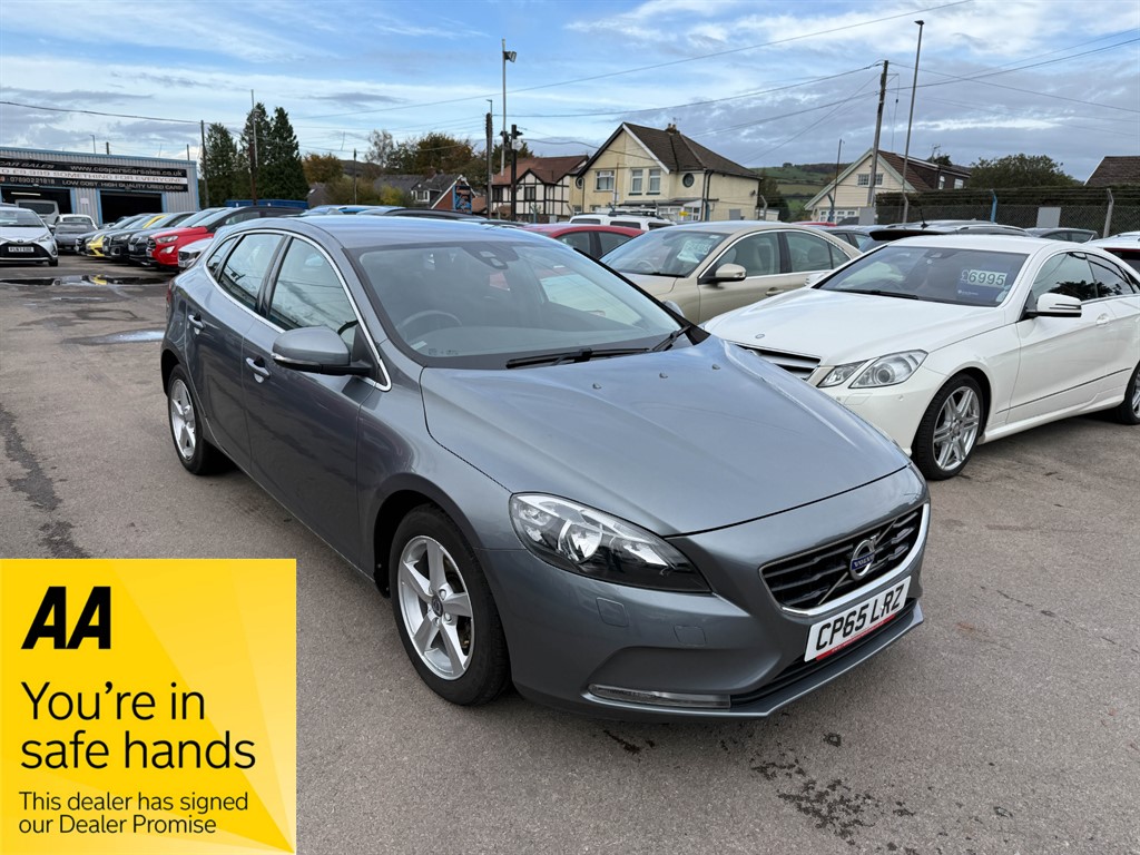 Used Volvo V40 2015 for sale - 76351120: Photo 1