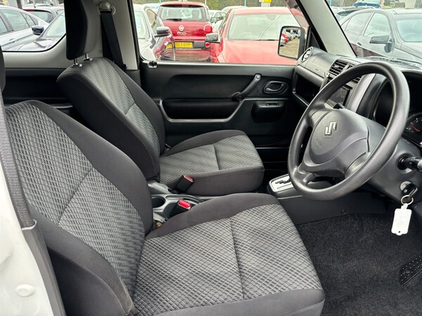 Used Suzuki Jimny 2015 for sale - 76297779: Photo 7