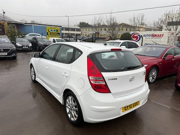 Used Hyundai i30 2010 for sale - 76507818: Photo